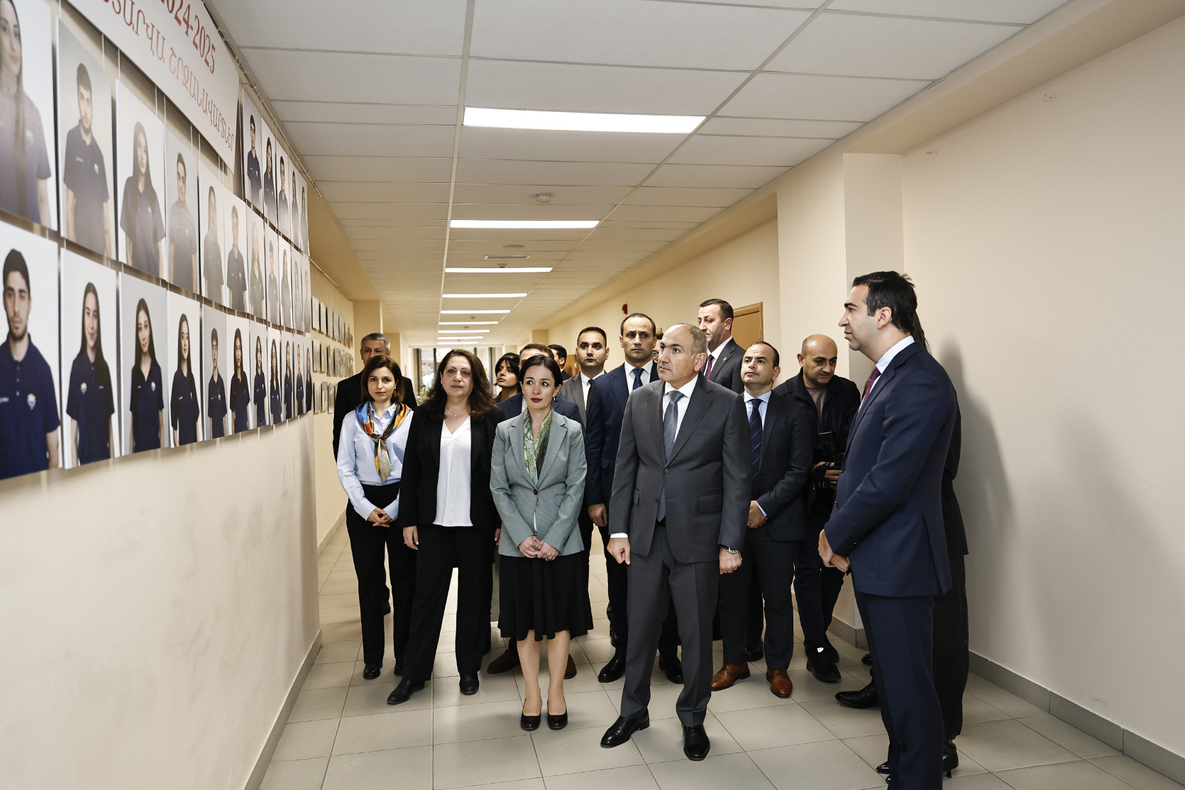 Վարչապետն այցելել է «Խորեն և Շուշանիկ Ավետիսյան» դպրոց. քննարկվել է Վարդենիսում նման նախագծի հնարավորությունը