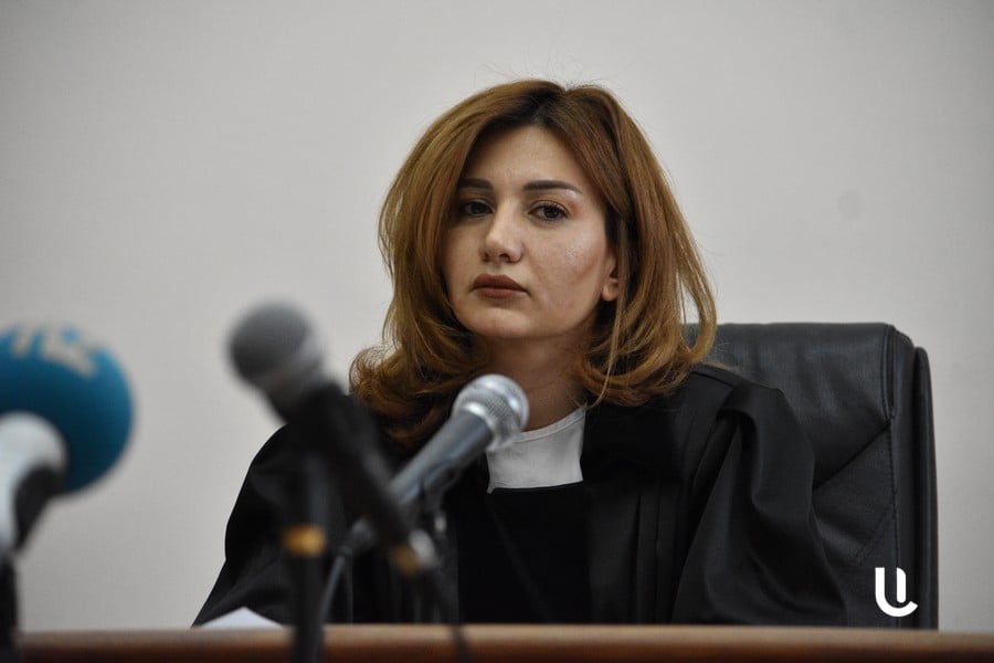 Էդգար Ղազարյանը միջնորդեց ՍԴ դատավորների գործով հարցաքննել Ալեն Սիմոնյանին, Նիկոլ Փաշինյանին