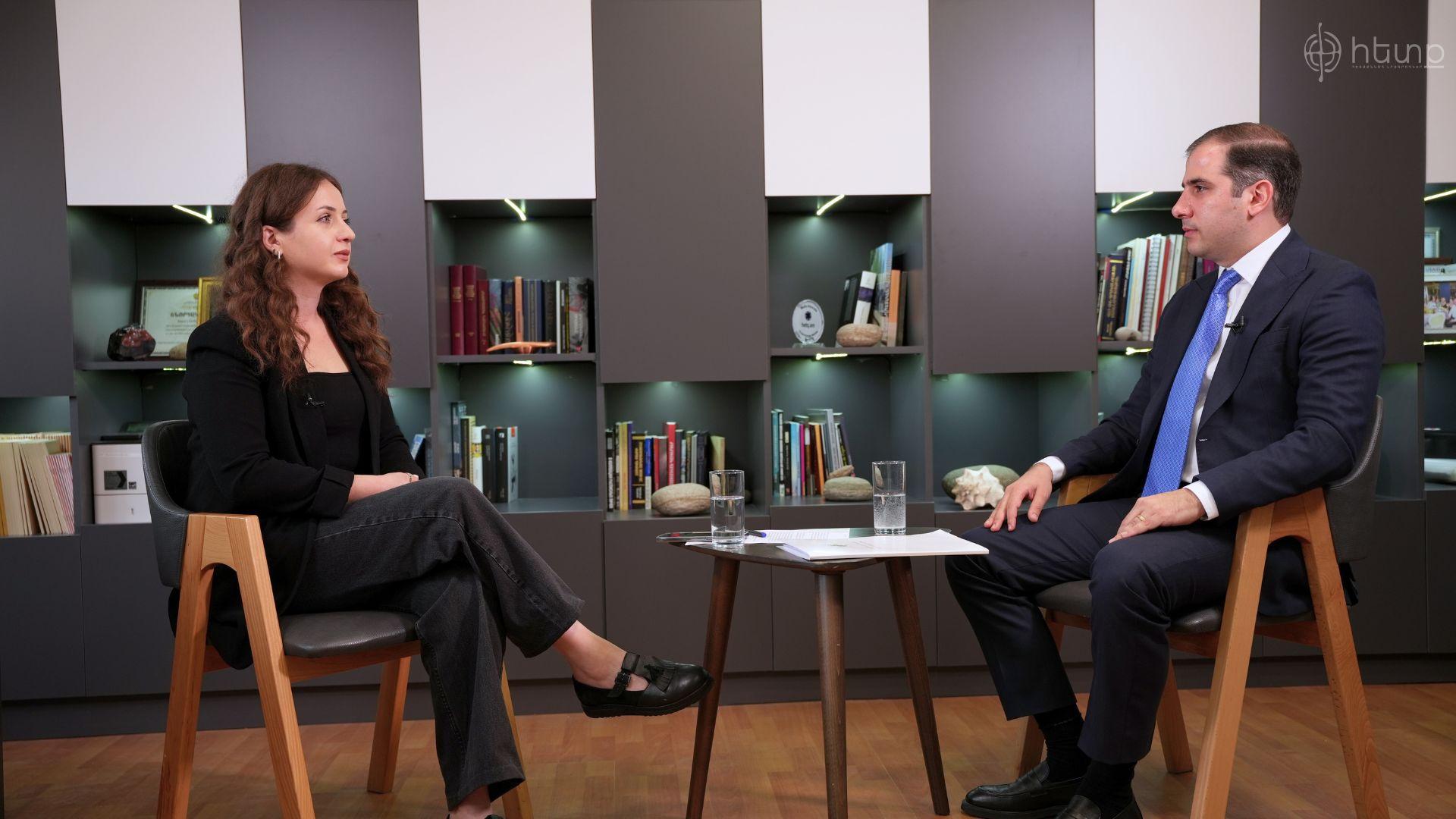 Էդուարդ Հակոբյան. կոշտ վարչարարությունը, ստվերում գործող խոշորներն ու ՊԵԿ-ի հույսերը