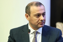 ԱԽ քարտուղարը չի պատասխանել՝ հնարավո՞ր է, որ ԱԱԾ տնօրենը գերիներով վերադառնա Բաքվից