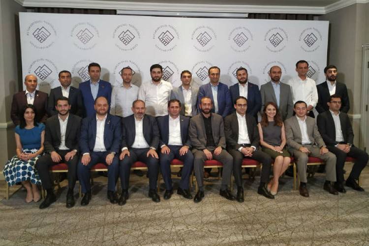 ՔՊ-ից հեռացածներն այն մարդիկ էին, ովքեր գիտակցեցին, որ փողն ու պաշտոնը հայրենիք չեն փոխարինում