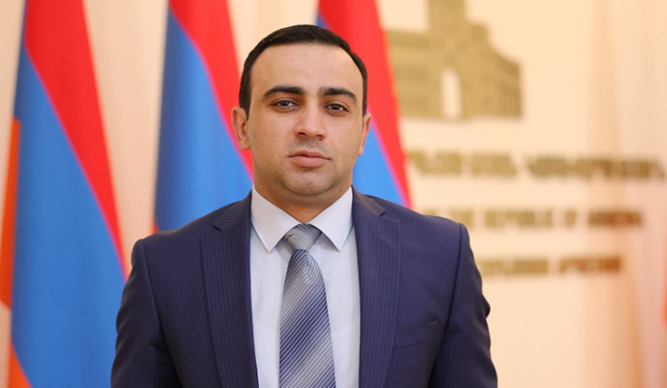 Դուք միշտ կմնաք ձեր «պախան»-ի 32 տարվա տղեն. փողը հանենք՝ ձեզնից բան չի մնա. Չախոյան