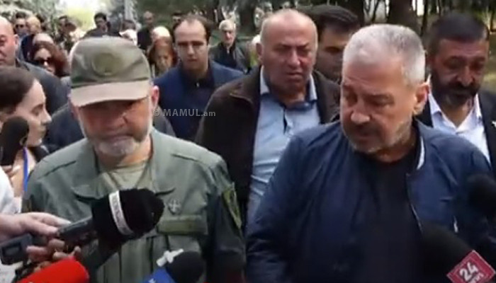  «Եթե Նիկոլ Փաշինյանը որոշի լուծարել ԵԿՄ-ն, ի՞նչ եք անելու»․ հարց՝ ԵԿՄ-ականներին 