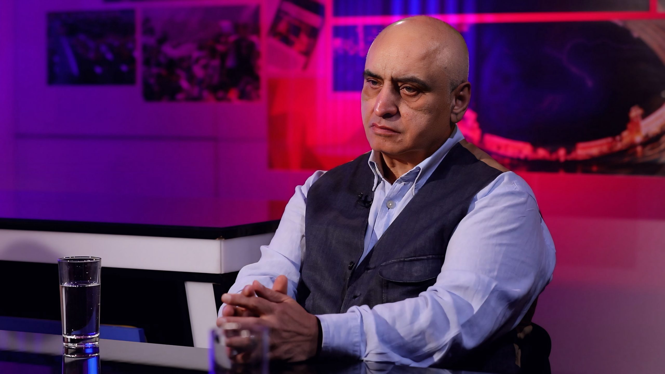 ՓԱՇԻՆՅԱՆԸ ՊԱՐՏՎԵԼ Է ԱՄԵՆԱՅՆ ՀԱՅՈՑ ԿԱԹՈՂԻԿՈՍԻՆ. ՆԱ ԺԱՄԱՆԱԿԱՎՈՐ ԲԴԵՇԽ Է, ՈՒՄ ԴՐՍԻ ՈՒԺԵՐԸ ԲԵՐԵԼ ԵՆ ՀԱՅԻ ԻՆՔՆՈՒԹՅՈՒՆԸ ՓՈԽԵԼՈՒ ՀԱՄԱՐ. #ԴԱՍԵՐ-31