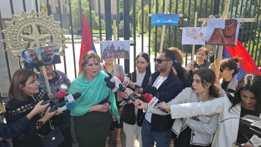 «Ազատություն սրբազանին, կանխել նզովյալ դատավաճիռը». բողոքի երթ՝ ի պաշտպանություն Միքայել սրբազանի