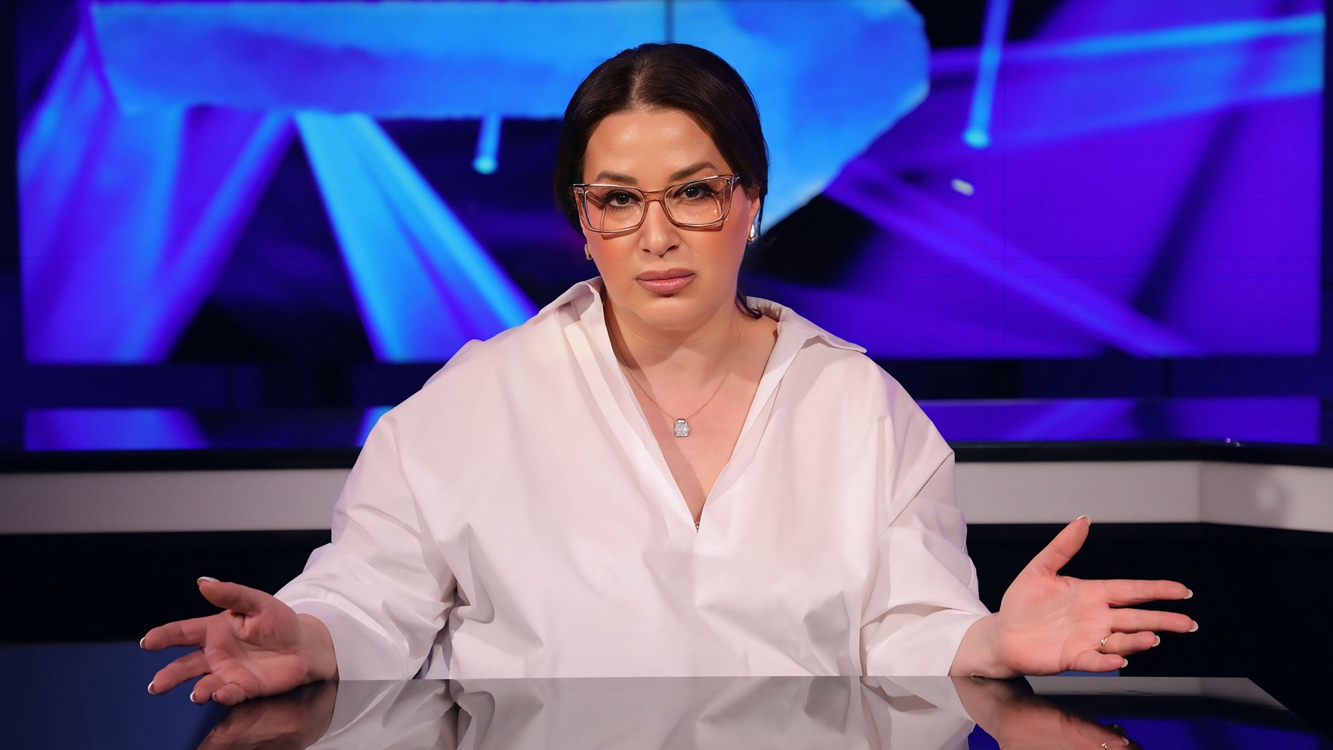 ՆԻԿՈ՛Լ ՓԱՇԻՆՅԱՆ, ՁԵՐ ԿԱԶՄԱԿԵՐՊԱԾ ՍՊԻՏԱԿ ՓԱՐԹԻՆԵՐԻՆ  ՄԱՍՆԱԿՑՈՂ ՄԱՅՐԵՐԻ՞Ն ԵՍ ԼՍԵԼ… ԵՐԵԽԱ ՈՒՆԵՆԱ՞ԼՆ Է ՄԵՂՔ, ԹԵ՞ 5000 ԵՐԵԽԱ ԶՈՀԵԼԸ