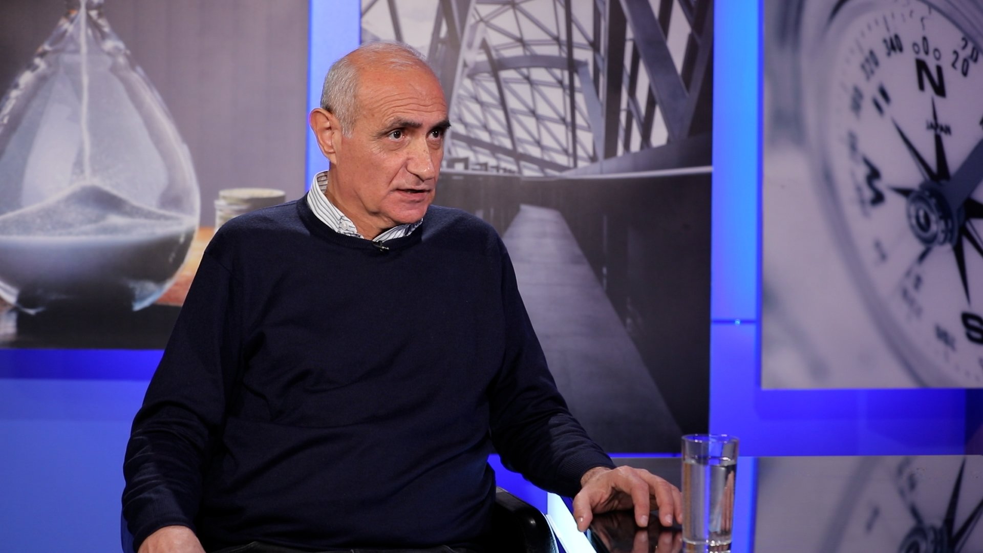 ՓԱՇԻՆՅԱՆԻ ՀԵՌԱՑՈՒՄՆ ՕՐԵՐԻ ՀԱՐՑ Է ԼԻՆԵԼՈՒ. ՊՈՒՏԻՆՆ ՈՒ ԹՐԱՄՓԸ ԲԱԺԱՆՈՒՄ ԵՆ ԱՇԽԱՐՀԸ. ՀԱՅԿ ՆԱՀԱՊԵՏՅԱՆ