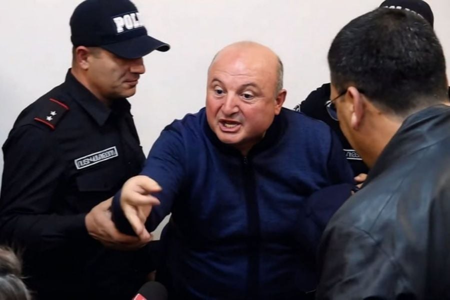 Գյումրու գլխավոր ճարտարապետի մասնակցությամբ կաշառքի գործից մտադիր են առանձնացնել Վարդան Ղուկասյանի մասն ու ուղարկել դատարան