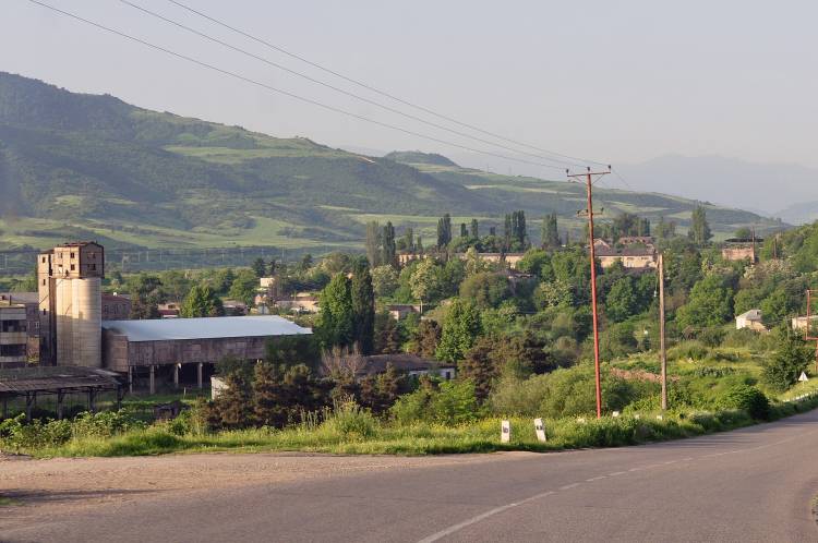 «Հրապարակ». Երբեմնի արդյունաբերական հսկան` պարապուրդների եւ տարիներ տեւող դատերի մեջ