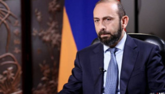  Հարցազրույց Արարատ Միրզոյանի հետ. ՈՒՂԻՂ ՄԻԱՑՈՒՄ 