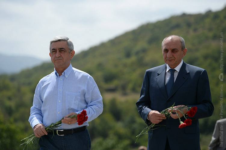 Սերժ Սարգսյանը Բակո Սահակյանի ծննդյան հոբելյանի առիթով հեռախոսազրույց է ունեցել նրա ընտանիքի անդամների հետ