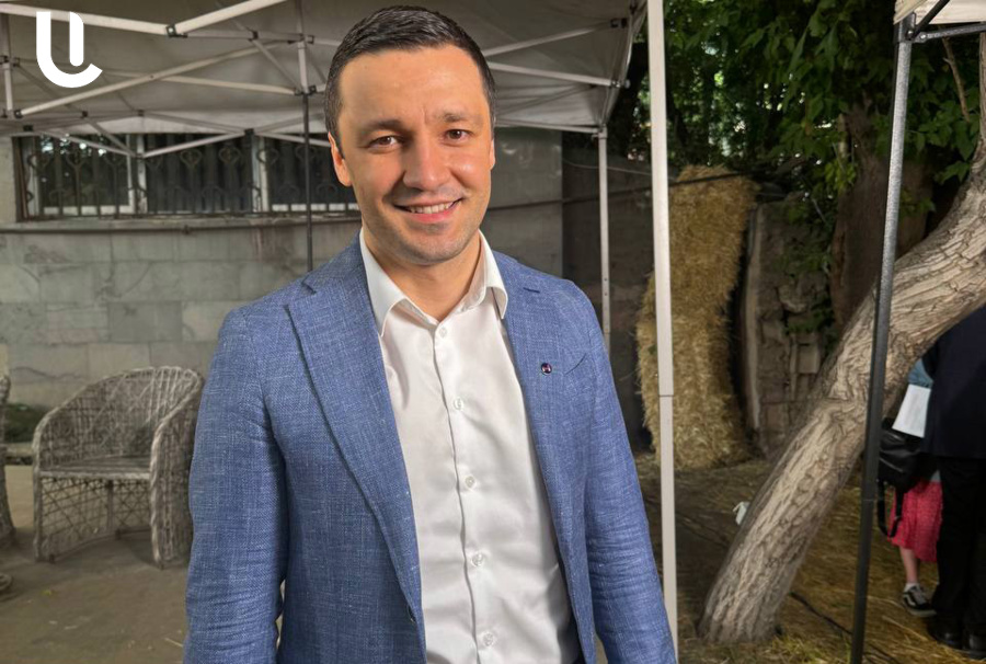 «Ռուբենը խորը բացահայտումների ուղի է անցնում նաև ինքն իր համար»․ Տեր Մեսրոպ քահանա Արամյան