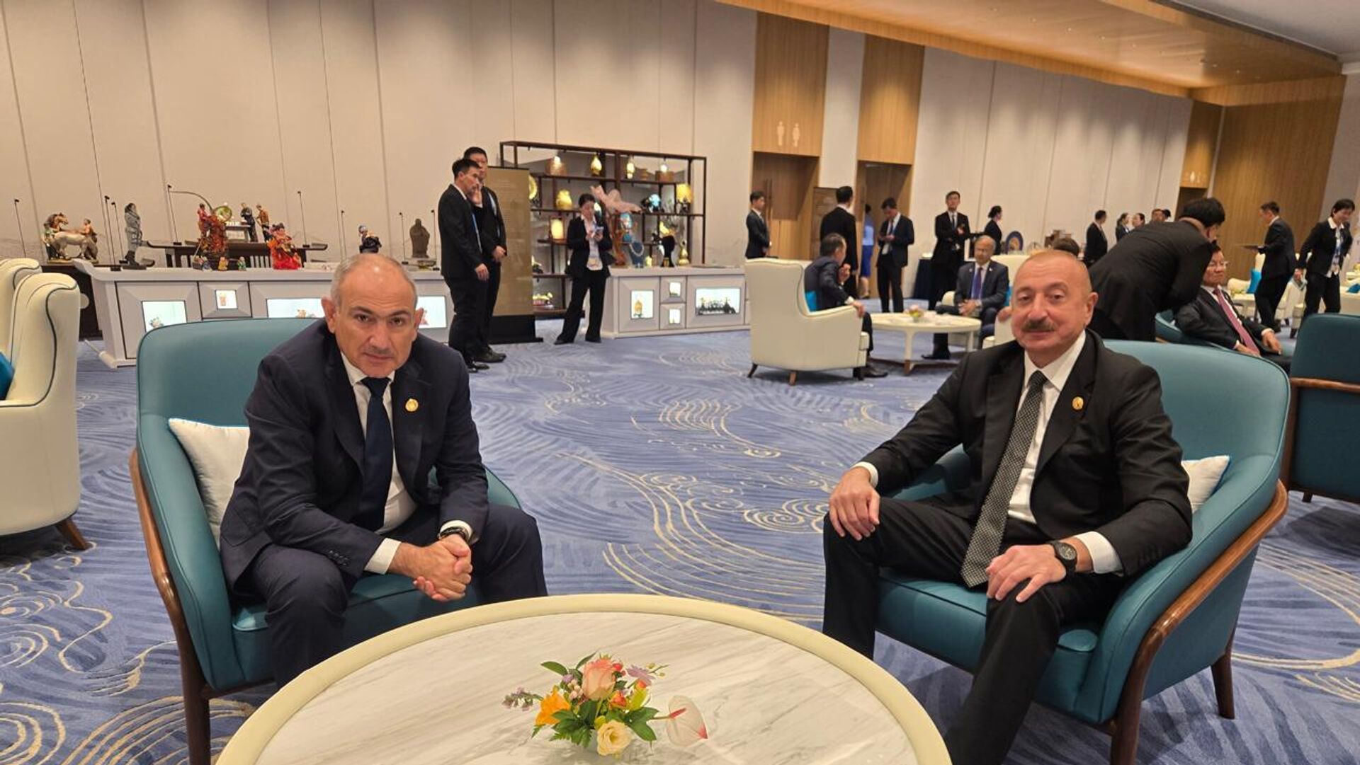 Ռազմական պացիֆիզմը որպես «իրական Հայաստանի» պարադոքս