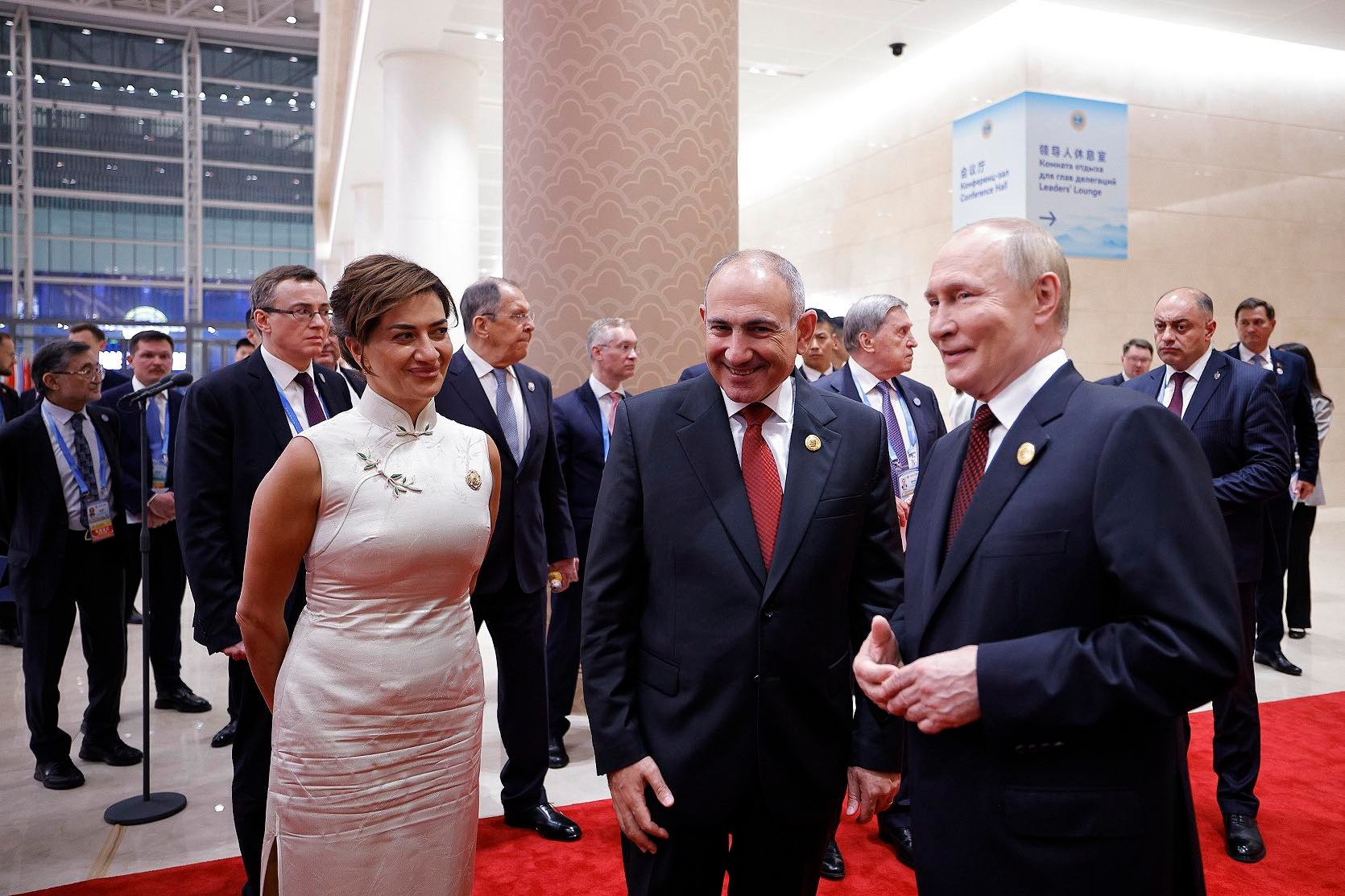 Աննա Հակոբյանը լուսանկարներ է հրապարակել Չինաստանի Ժողովրդական Հանրապետություն այցից և հանդիպումներից
